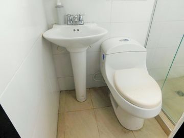 casa en venta en los robles. Cod V90779