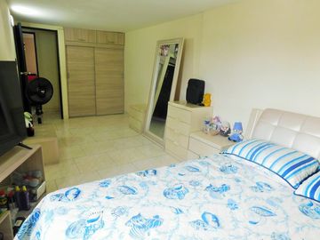casa en venta en los robles. Cod V90779