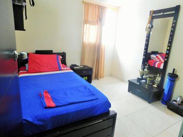 casa en venta en los robles. Cod V90779