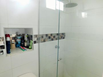 casa en venta en los robles. Cod V90779