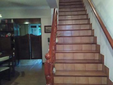 CASA 4 AMBIENTES AMPLIOS