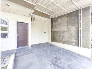 Rumah 2 Lantai SHM 6 Menit ke RS.Permata Pamulang Bebas Banjir J-44113