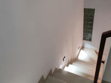 Rumah cluster 2 lantai Free biaya DP 0% di Setu Bekasi timur