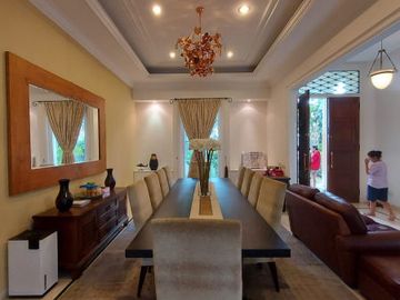 RUMAH ISTIMEWA at Jl KEMANG DALAM, JAKSEL dgn S.POOL
