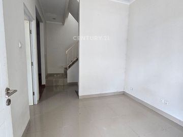 Dijual Rumah Victoria Green Residence Bekasi Harga Bisa Nego