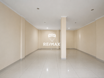 Disewakan Gudang Strategis Pinggir Jalan Raya Legok, Tangerang