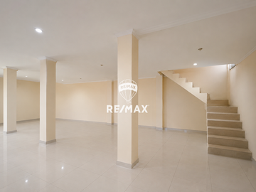 Disewakan Gudang Strategis Pinggir Jalan Raya Legok, Tangerang