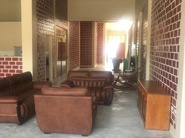Vive en esta hermosa casa en armonía con la naturaleza en San Antonio de Cumbaza.
