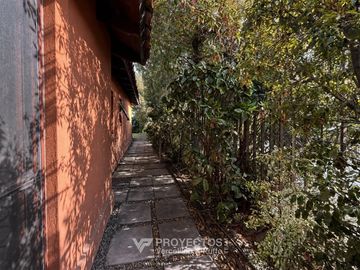 Casa en venta de 4 dorm. en Colina