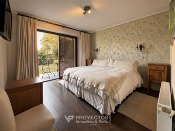 Casa en venta de 4 dorm. en Colina