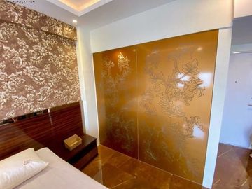 Apt. Puncak Dharmahusada View City Fully renovated with mini bar