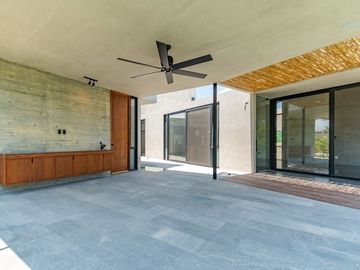 Exclusiva casa en renta y/o venta en Yucatán Country Club