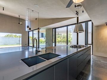 Exclusiva casa en renta y/o venta en Yucatán Country Club