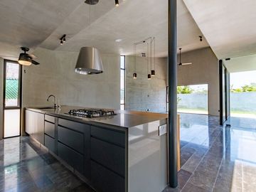 Exclusiva casa en renta y/o venta en Yucatán Country Club