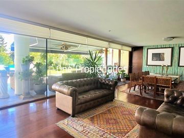 Yunque Venta Duplex 4D4B Estar Serv Jardin Pisc Lo Barnechea