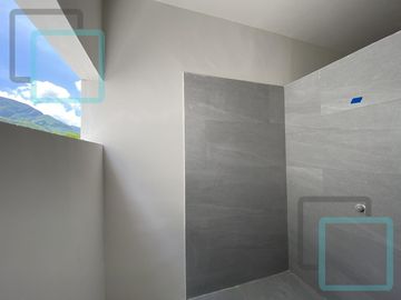 CASA EN VENTA PEDREGAL DE LA MONTAÑA ZONA CARRETERA NACIONAL MONTERREY