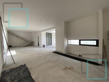 CASA EN VENTA PEDREGAL DE LA MONTAÑA ZONA CARRETERA NACIONAL MONTERREY