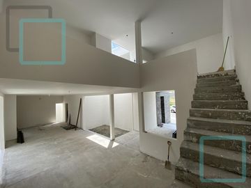 CASA EN VENTA PEDREGAL DE LA MONTAÑA ZONA CARRETERA NACIONAL MONTERREY