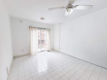 ALQUILER – DEPARTAMENTO DE 2 AMBIENTES EN DUPLEX CON BALCÓN – VILLA URQUIZA