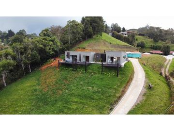 Finca en venta El carmen de viboral Sector Quirama SE ENTREGA RENTANDO