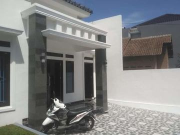 Rumah dijual di Tanjung Senang, Pinggir Jalan Aspal