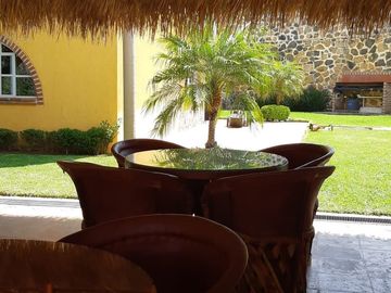 Quinta amueblada en venta, ideal para negocio
