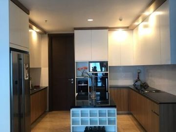 APARTEMEN THE WINDSOR TOWER LUXURY JAKARTA BARAT SEMI FURNISHED