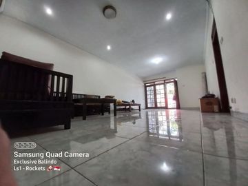 MAINROAD Rumah Antapani Di Jalan Purwakarta DKT Griya Arcamanik Bandung