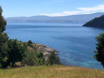 Parcelas con vista y acceso al Lago Ranco