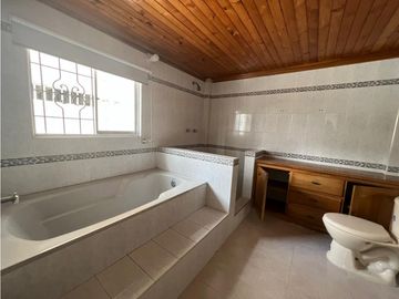 ARRIENDO CASA EN LOS ROSALES, MANIZALES | ARRIENDOS MANIZALES