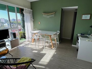 Venta depto 2 amb en Torre Salcedo. Excelente estado