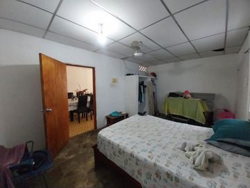 casa en venta en la arboraya. Cod V89039