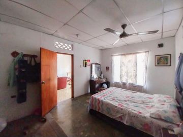 casa en venta en la arboraya. Cod V89039