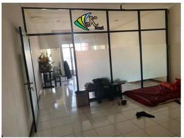 Disewakan Ruko 2 lantai di daerah Jl. Mekar wangi