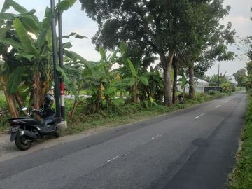 Tanah Pekarangan Mangku Jalan Aspal di Jakal km 10
