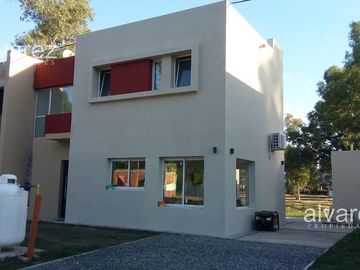 Casa - Francisco Alvarez