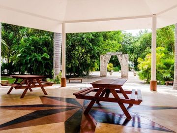 Departamento en residencial privado con amenidades: 7,500 m2 de parques, canchas