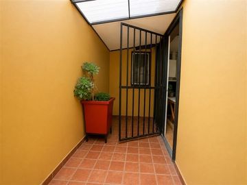 Amplia Casa Familiar 4D/2B/1E P14 Av la Florida, la Florida