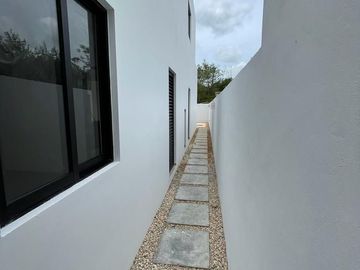 CASA EN VENTA EN PRIVADA PRADERAS DEL MAYAB