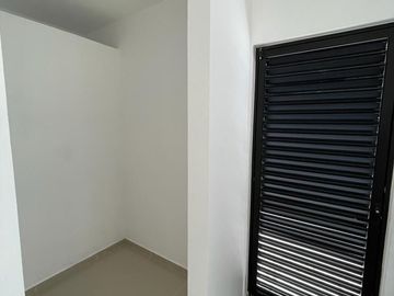 CASA EN VENTA EN PRIVADA PRADERAS DEL MAYAB