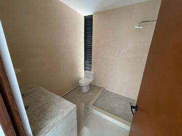 CASA EN VENTA EN PRIVADA PRADERAS DEL MAYAB
