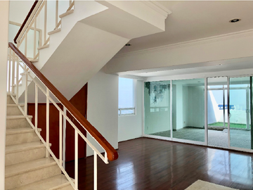 DEPARTAMENTO EN VENTA  EN INTERLOMAS