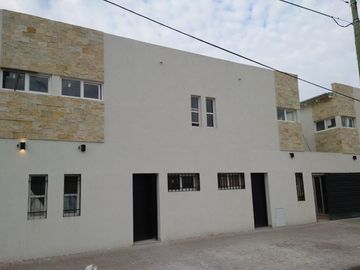 Venta- Tandil esq Witcomb - Duplex 3 amb (b)
