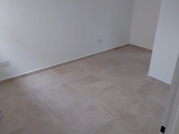 Venta- Tandil esq Witcomb - Duplex 3 amb (b)