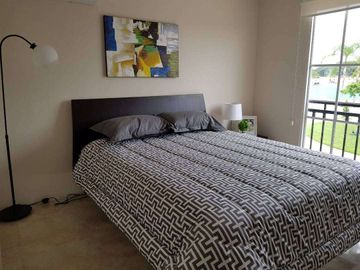 Venta de elegante Casa modelo Marina a estrenar en Urb. Casalaguna/ a 5 min. de Riocentro Dorado.