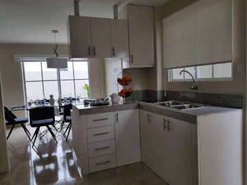 Venta de elegante Casa modelo Marina a estrenar en Urb. Casalaguna/ a 5 min. de Riocentro Dorado.