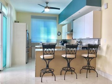 Venta: Condo 5 recámaras en Balboa V, Bijao Beach