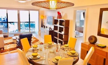 Condominium 3 Bedrooms: 3 Bedrooms Condo For Sale in One Shangri-La Place Ortigas Center, Mandaluyong City