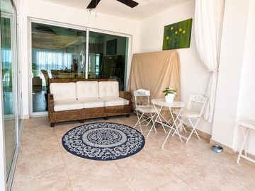 Casa en Venta con el mejor gusto en diseño y acabados, Cumbres del Lago Juriquilla