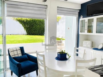 Casa en Venta con el mejor gusto en diseño y acabados, Cumbres del Lago Juriquilla